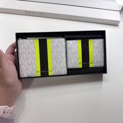 Michael Kors Billfold Wallet Box Set White With Neon Green Logo