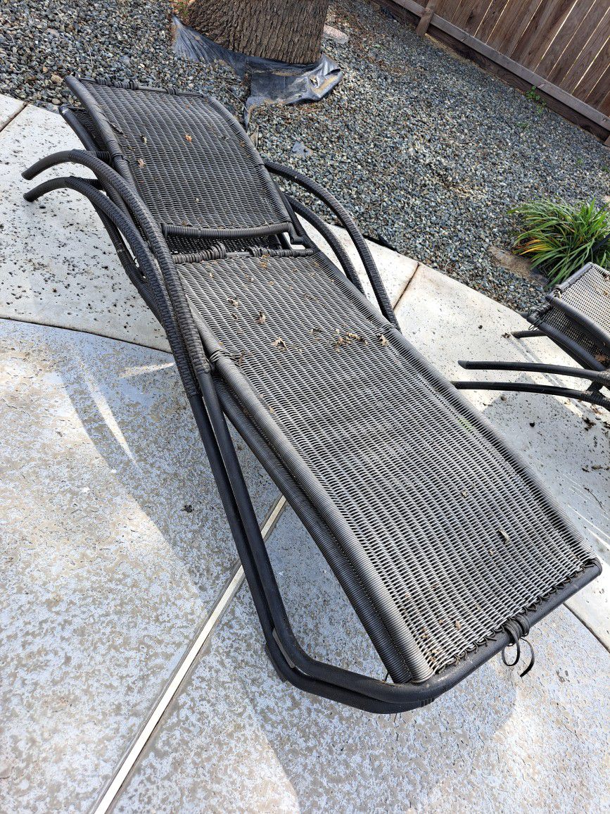 Two Pool Chairs/Chaise