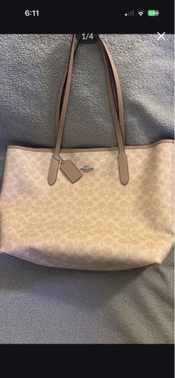 City Tote Bag In Signature Canvas