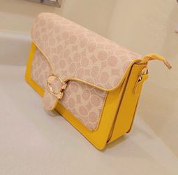 Women’s handbag