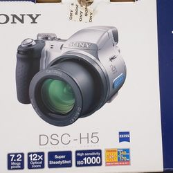 Sony DSC H5 Cyber Shot. 
