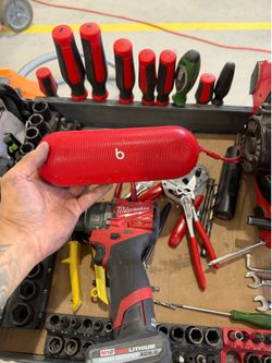 Beats pill speaker