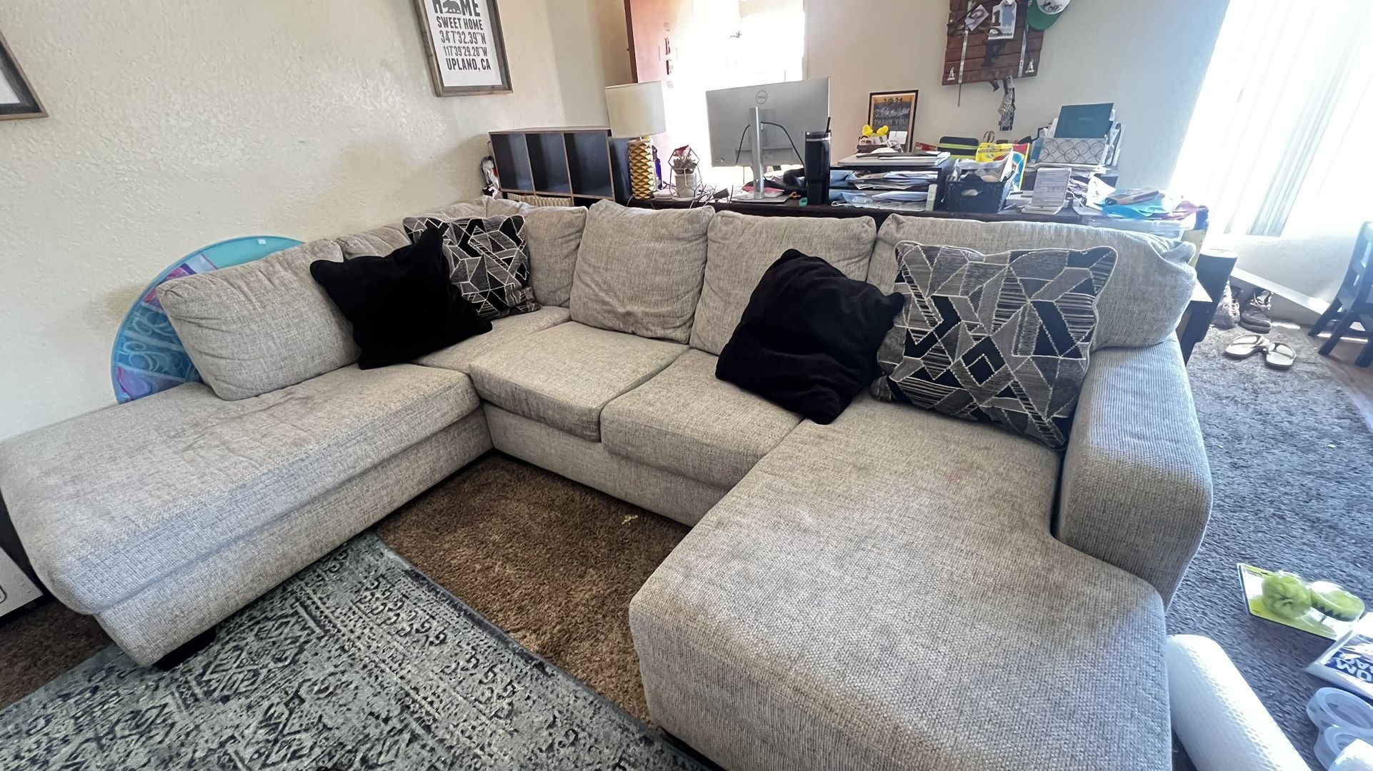 COUCH !! WILLING TO NEGOTIATE AND DELIVER + SET UP