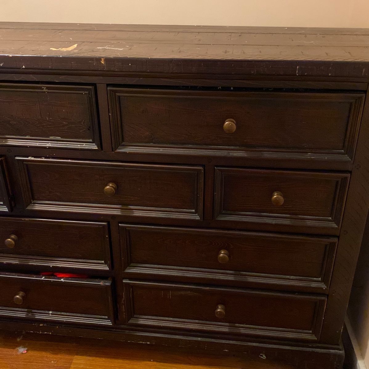 Huge Dresser
