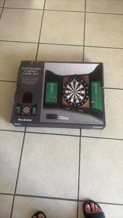 2 Player Dartboard Cabinet Game Set