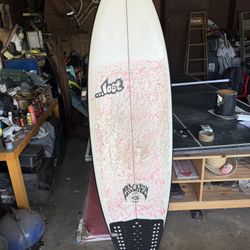 Lost Short Round Surfboard 6’0”