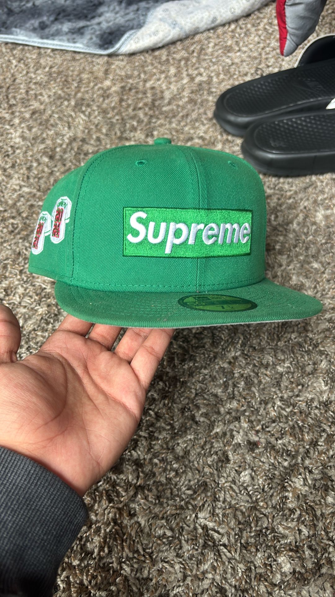 Supreme Hat 
