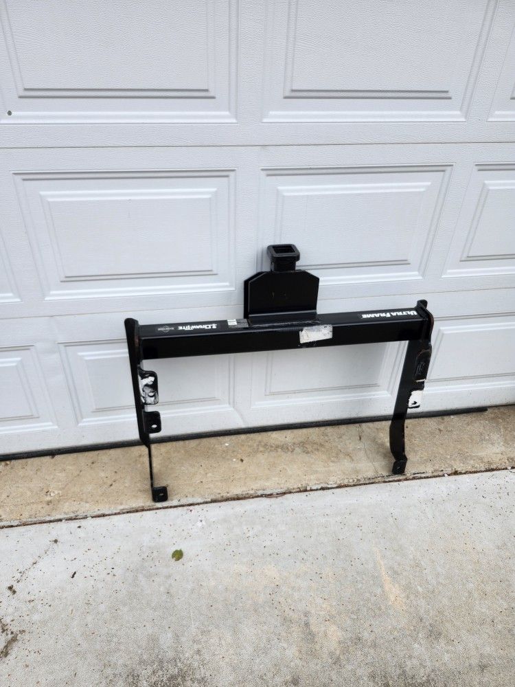 Class V Hitch For Chevy And GMC Trucks