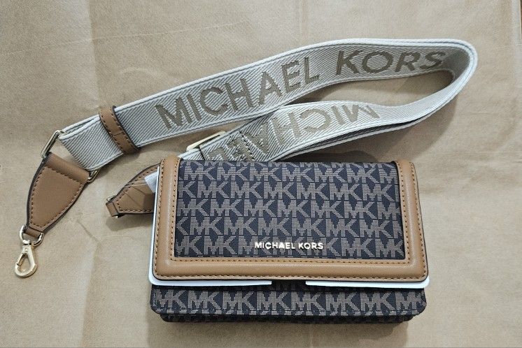 Michael Kors Crossbody Bag