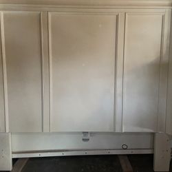 White Panel Headboard Keen Size
