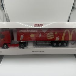 1:64 Scale semi McDonald’s