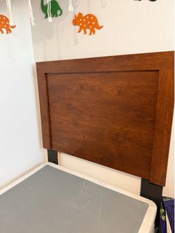 Twin bed frame
