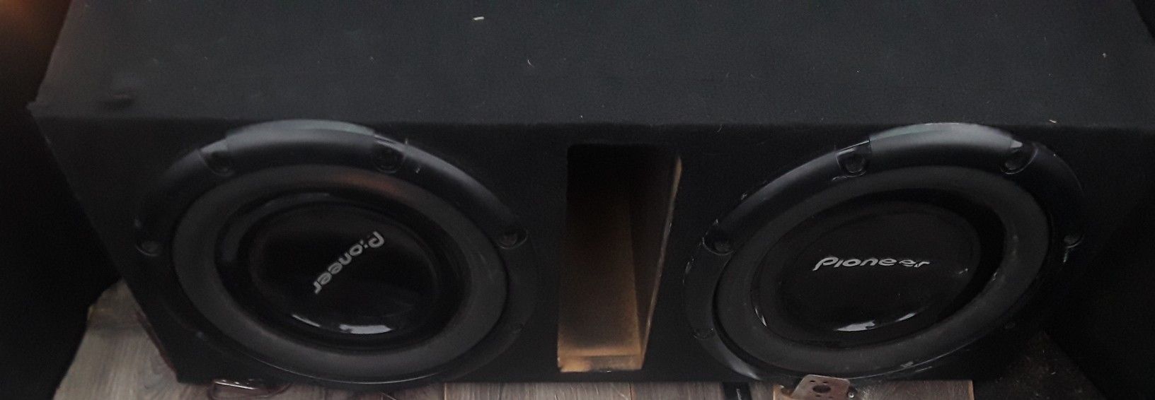 Pioneer 10 subwoofers