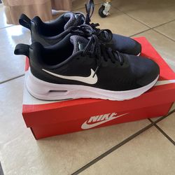 Women’s Nike Shoes