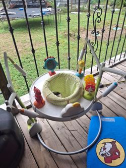 Fisher-Price Baby Jumperoo Activity Center