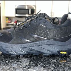 9. HOKA One Anacapa Low GORE-TEX Hiking WATERPROOF Sneakers Black brand new 9.0B women $100 ($200 new retail)