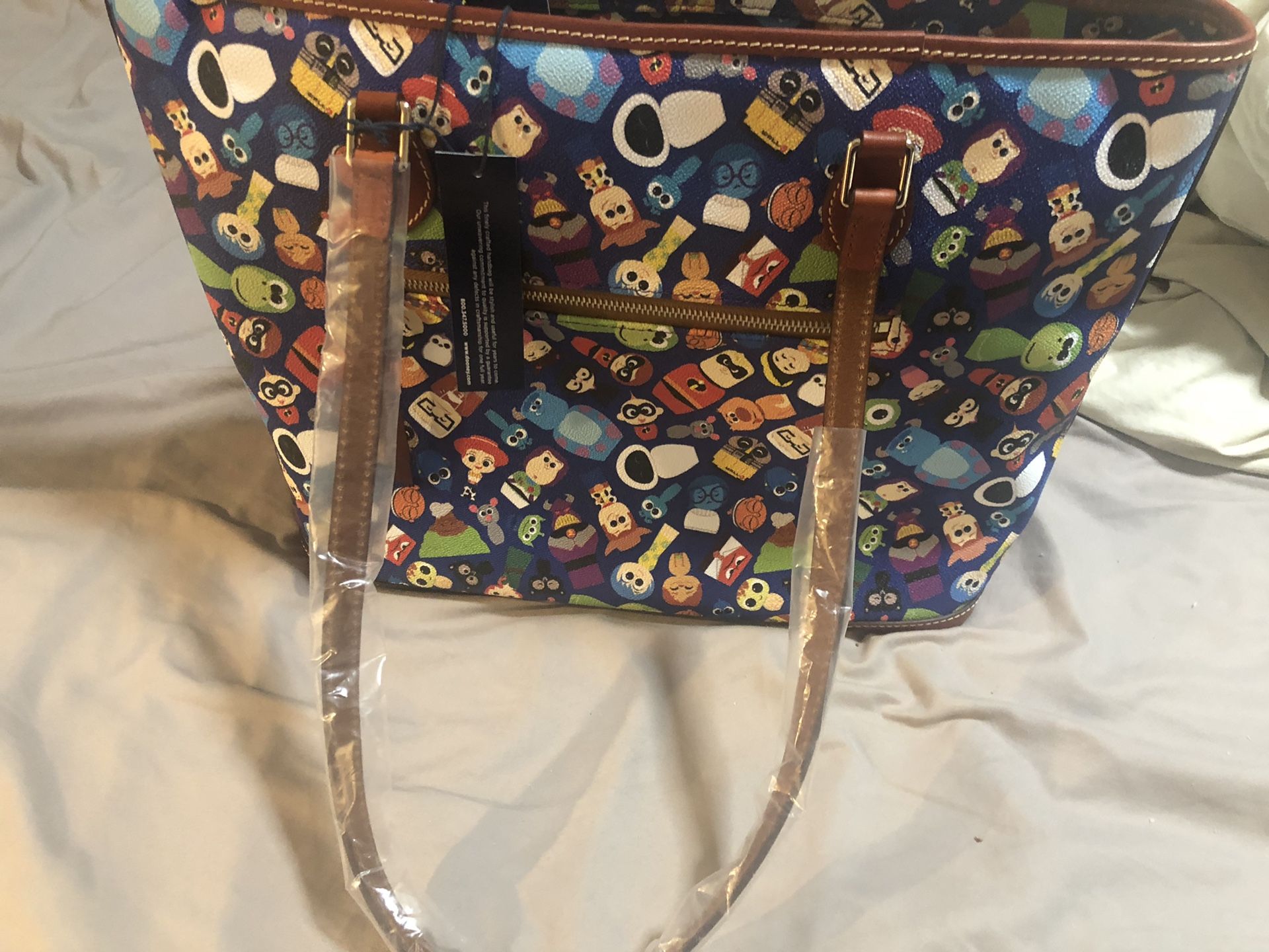 DISNEY PIXAR FEST DOONEY BAG