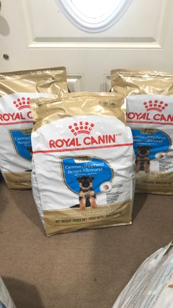 Royal Canin German Shepard Up 15 Months Set 3 Bags 30 lbs each Exp 2027