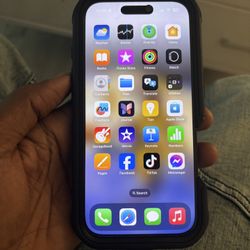iPhone 16 Pro With Tic Tok App 