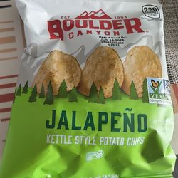 20 1.5oz Mixed Boulder Chips