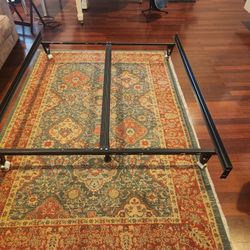 Queen Size Heavy Duty Bed Fram