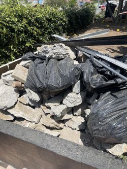 Free concrete chunks of rock