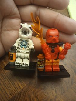Lego series pair bundle the Bionic cosplayer and Robot Trex
