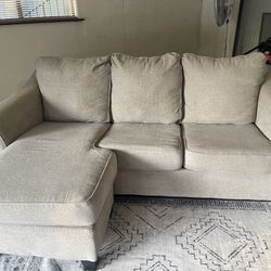 L Shape Couch With pullout Bed