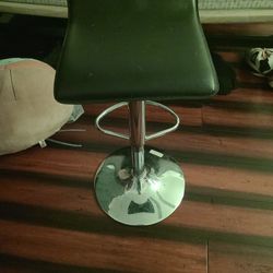 Adjustable Bar Chair