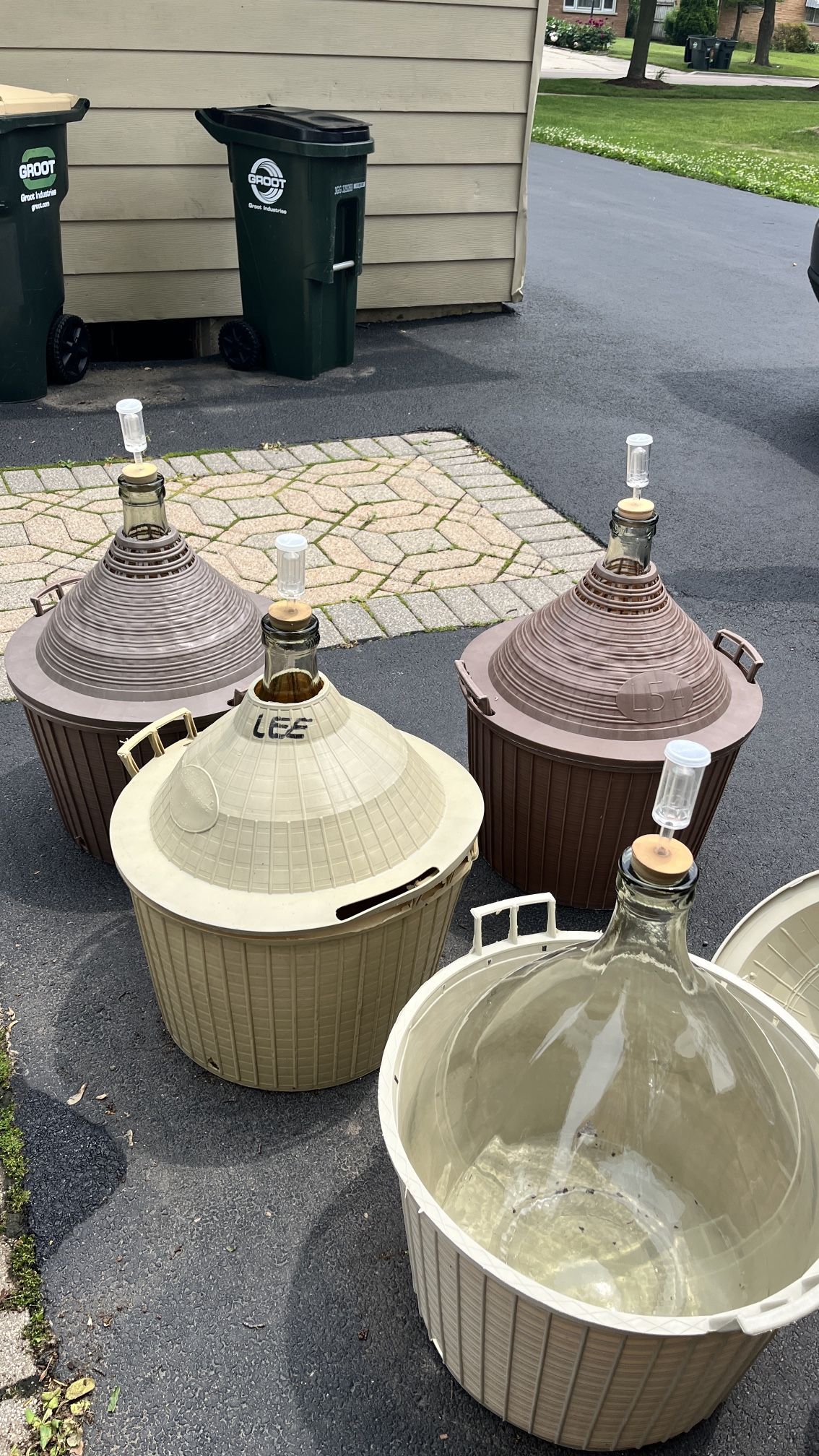 4 Demijohns With Baskets Wine making Or Beverage Vintage Italian glass Ambrosia, Demijohn 54 Liter