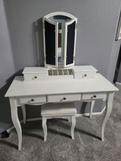 Makeup Vanity with bench
