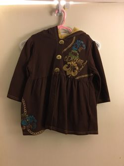 Girls sweater