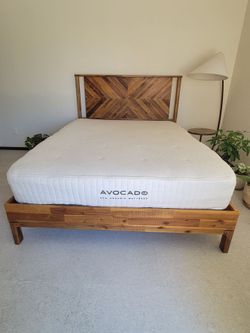 Queensized  Bedframe and Mattress