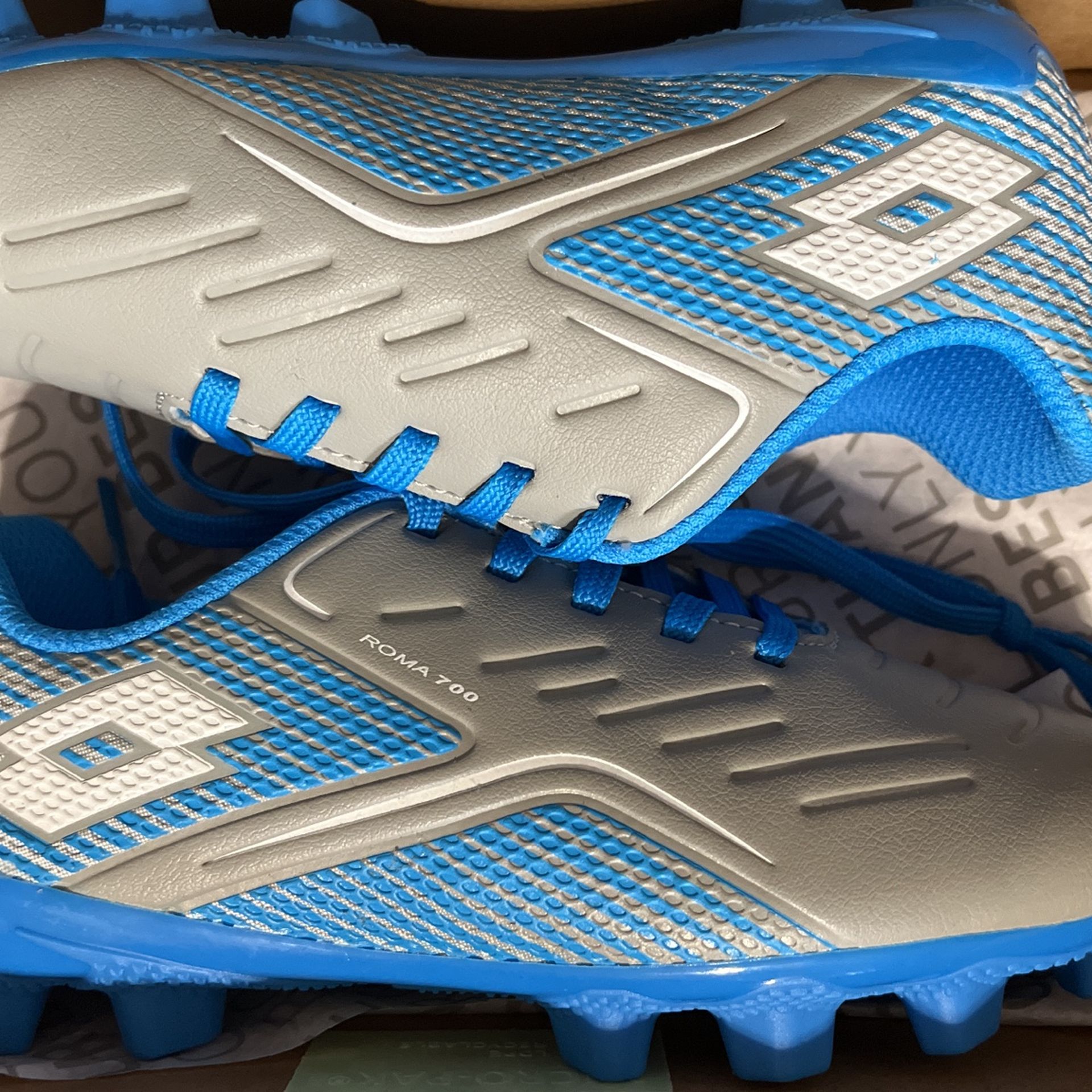 Lotto Soccer Cleats