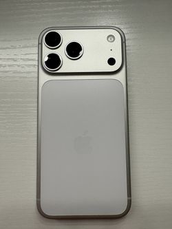 iphone 17 Pro Max •256GB •Unlocked (READ DESCRIPTION)