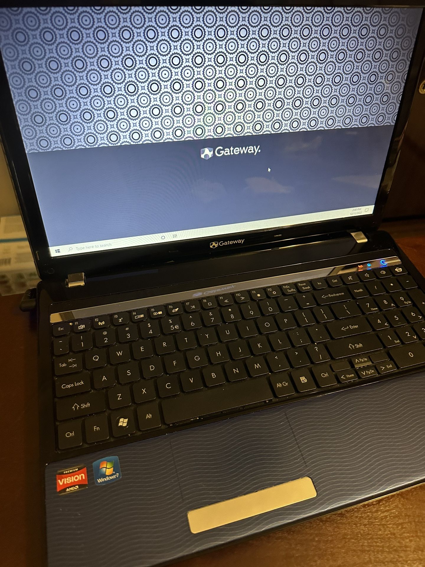 Gateway Laptop With Charger 