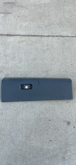 Jeep Cherokee XJ glove box