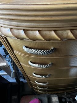7 Drawer Dresser