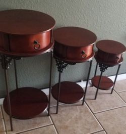 3 Home entero table