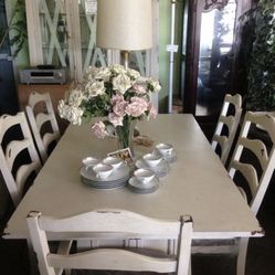🔥 NEW UNIQUE VINTAGE WHITE DINING 🔥 TABLE W/ TWO ARM CHAIRS & 4 REGULAR CHAIRS 