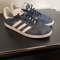 Gazelle ‘Navy’ Adidas 