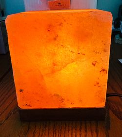 Himalayan salt lamp