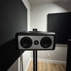 BAREFOOT MM27 + ADJ27” Sound Anchors