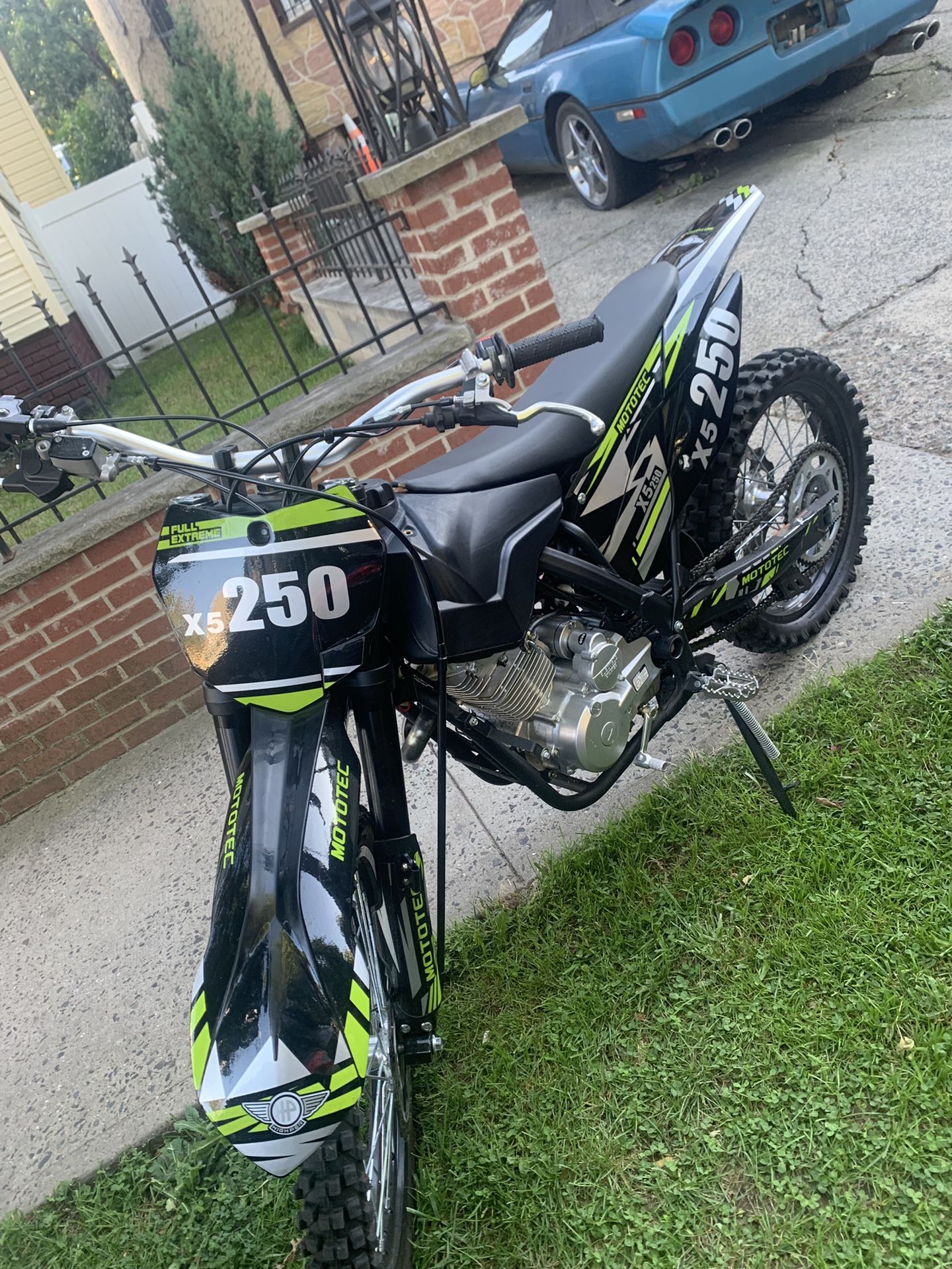 Mototec Dirtbike 250cc