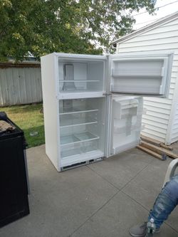 Whirlpool Refrigerator 
