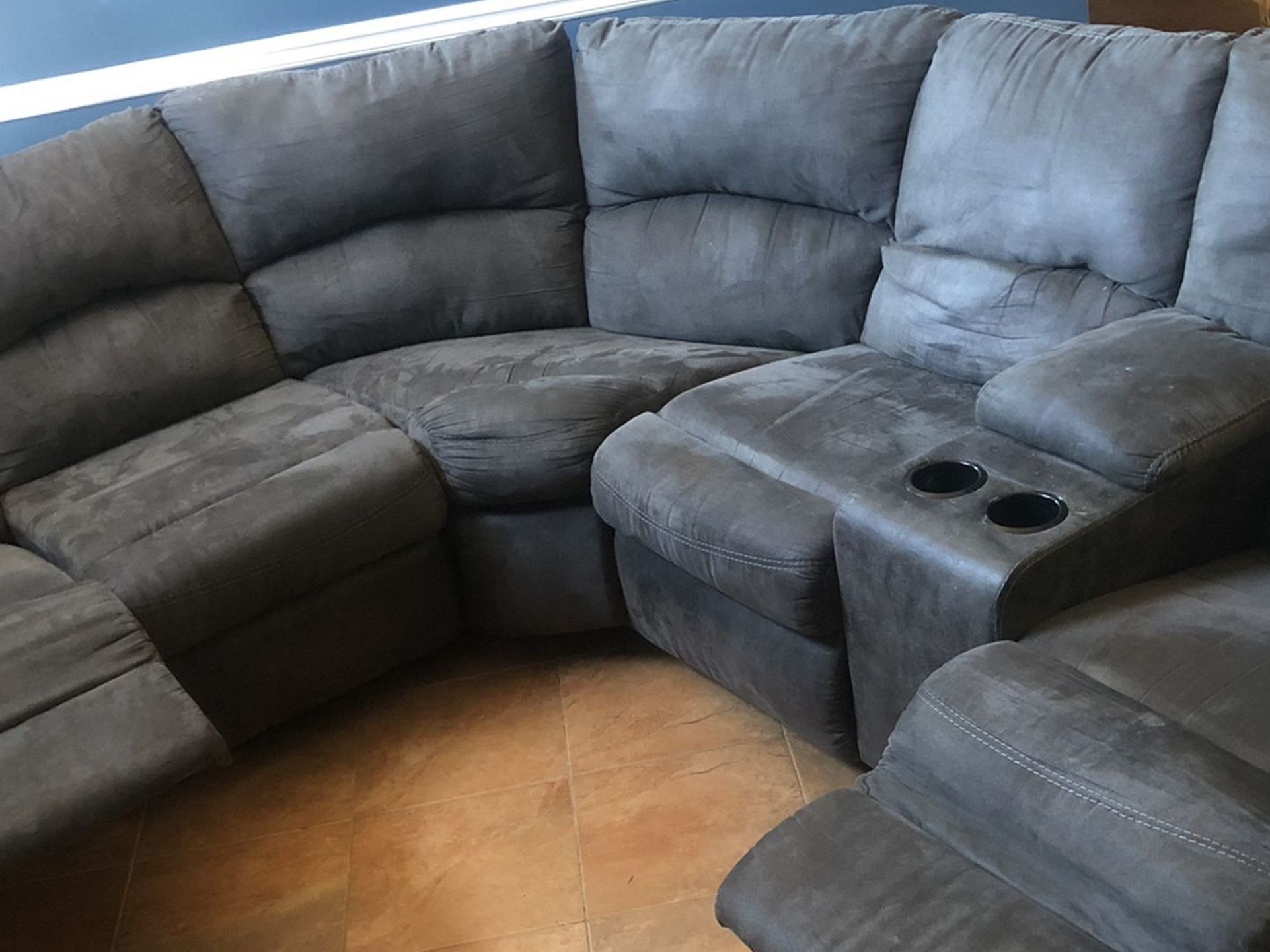 Used-Good Condition Reclining Sectional