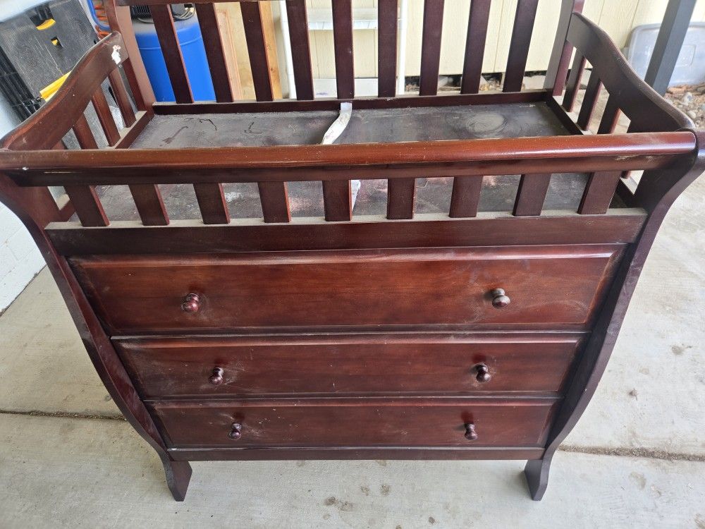 3 Drawer Changing Table