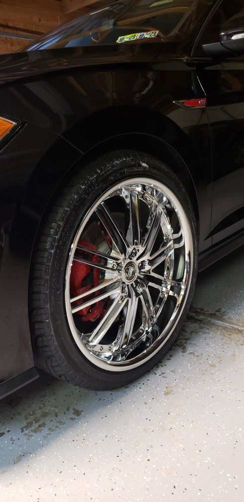 20" 2Crave N33 Chrome Rims/Tires