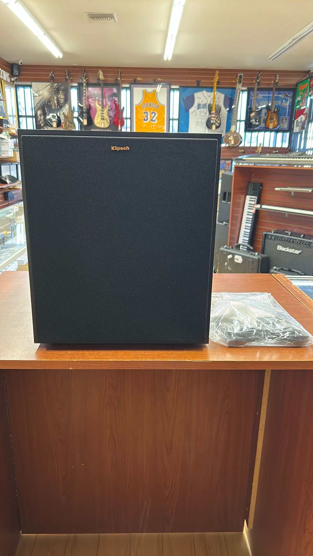 klipsch r-120swi 12-inch wireless subwoofer