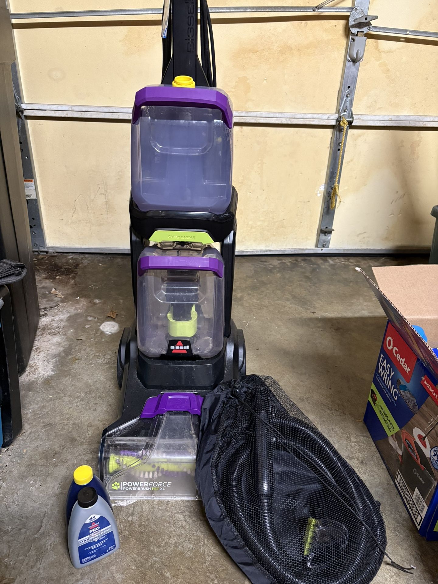 Bissell Power shot Pet Pro Carpet Cleaner